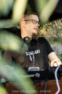 Sonaari 2026 · Perjantai · kuva 79 · Ninni Karjalainen